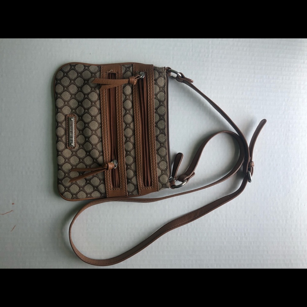 Small purse by Nine West